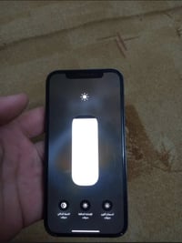 ايفون 12.  بطارية 73. كل عيب ما بها   07702024199