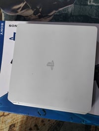 للبيع بلي 4 سلم مهكر نضام قرص جديد استخدامة اقل الشهر نضيف نضافتة 99 ب...