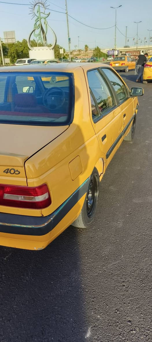 السلام عليكم بيجو 405 موديل 15 سياره حلوه كير مكينه كله جاهز *********** اتصل وتدلل
