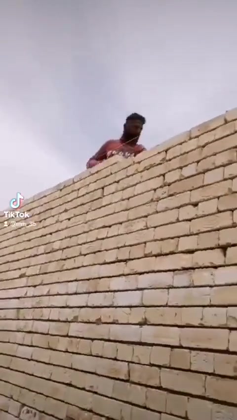السلام عليكم خلفه بنا شغل نضيف علا الدبل بليوميه والرزق علا الله التصال***********
