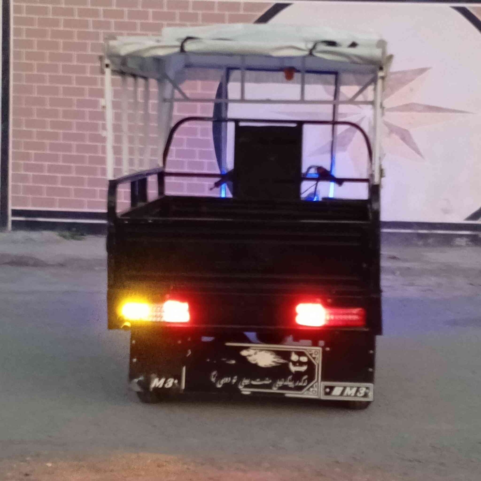 سلام عليكم ستوته أم الطير موديل 21 مكفولة كفاله عامه كهربائيات شغاله دبلات شغاله  ستوته جديده مال جناي مكفولة من خياس شرط ركبة تخم تاير جديد أوراق كامله مكاني ديالى المقدادية تقاطع الجيزاني الرقم ***********
