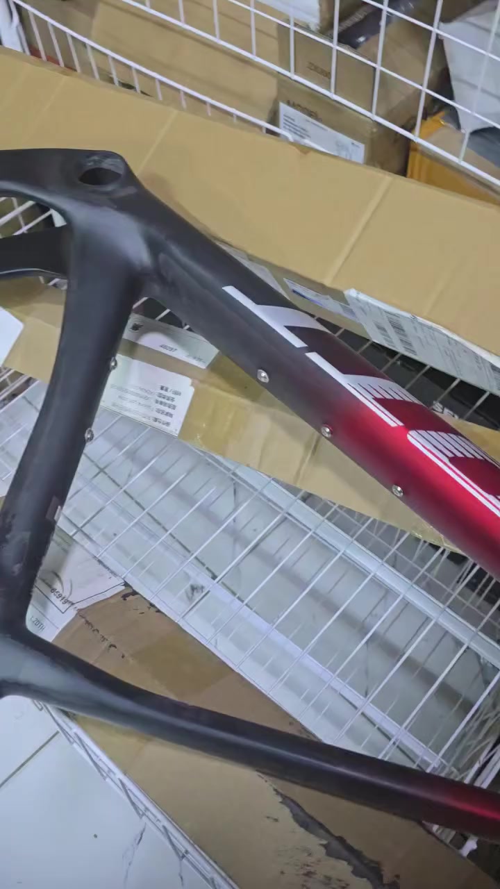 اعادة مزاد بسبب سوء الفهم بس للتوضيح القطعه ماستر كوبي 
المزاد ينتهي غدا الاثنين الساعه ٣ عصرا 
للتواصل على الارقام 
***********
***********
