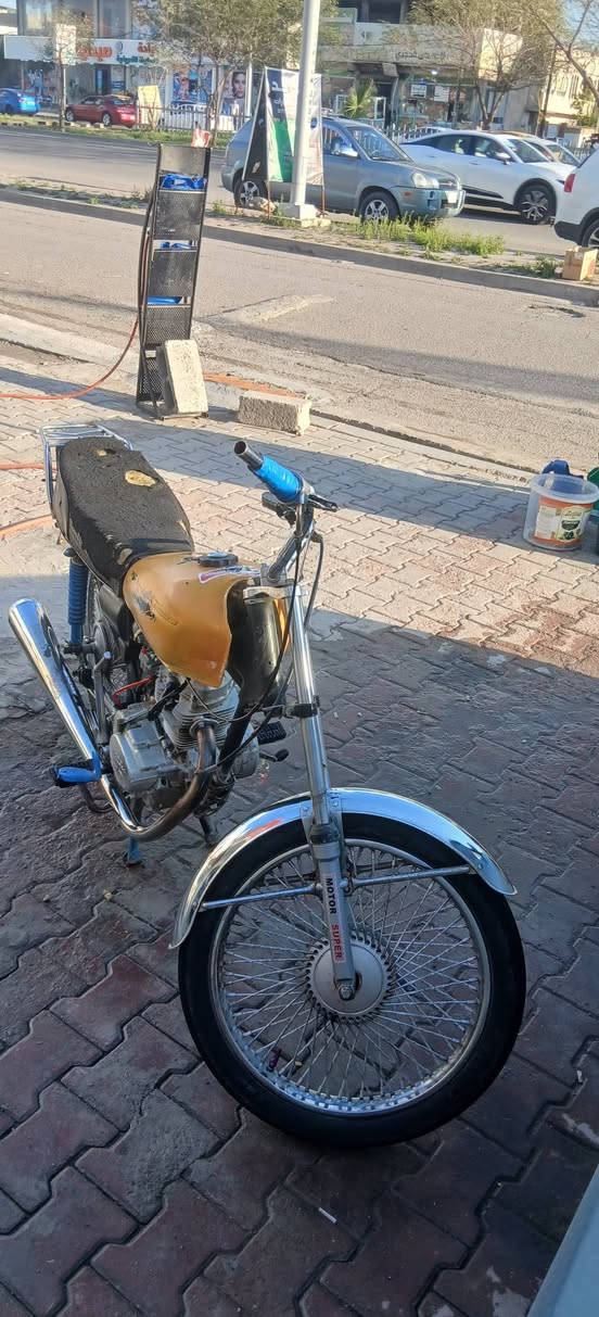 سلام وعليكم شباب اربع كير العلوان كركوك حزيران  السعر 190 وبي مجال قليل


**إذا كنت صاحب هذا الإعلان وتريد حذفه لأي سبب، رجاءا أرسل رسالة إلى الدعم الفني**