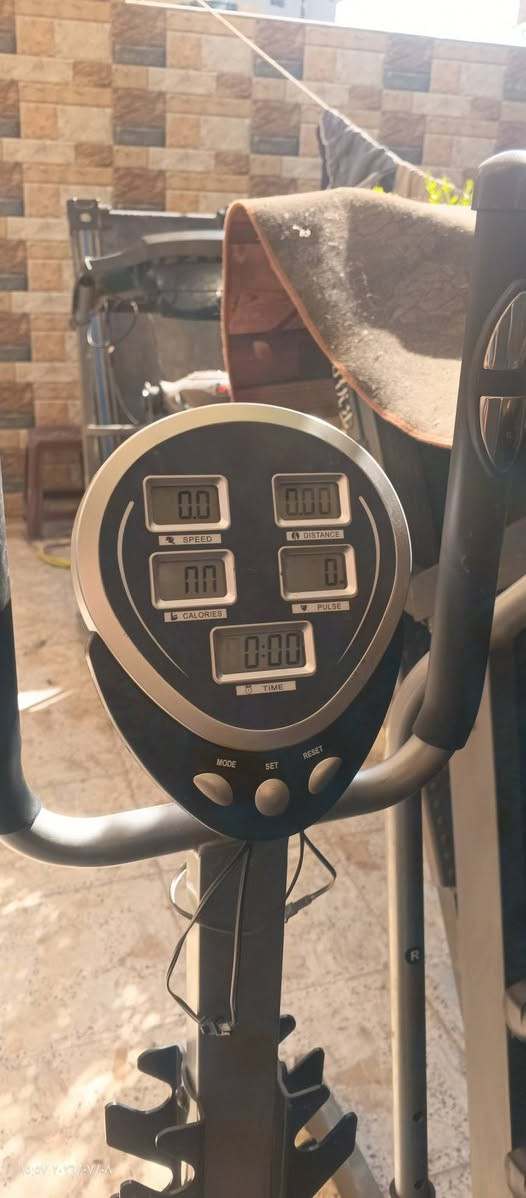 بايسكل اوبتكال شغال نبضات القلب الوقت تخفيف تثكيل سرعه كله شغال قرص لف الخصر سعر 110 عنوان بغداد ***********
