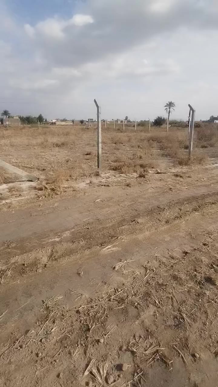 نص دونم للبيع
حي الفرات خلف محطة عبيد السلطان واليريد قطعة عادي طابو زراعي 25 للأستفسار ***********
