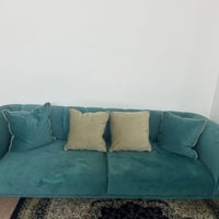 تخم قنفات تركي  ٨ مقاعد ( ٢قطعة ثلاثية و٢كرسي )  نظيف كلش  السعر ٥٥٠ ا...