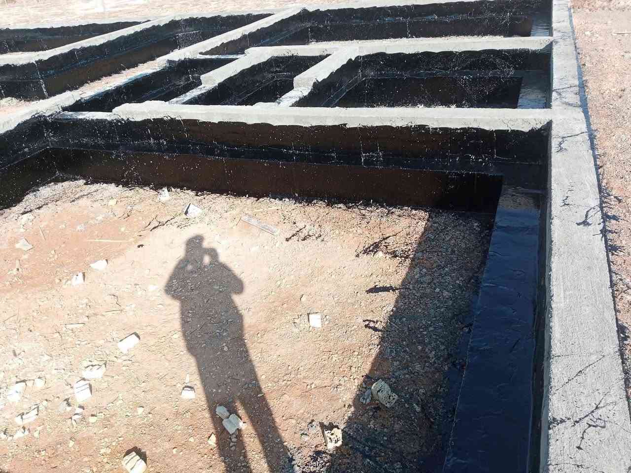 بسم الله عل بركه الله يوجد جير لتجير السطوح ولاسأسأت وكافه المباني اليحب يتواصل عل هذا رقم ***********/***********/السعر 60كرسته وعمل وبيكم خير ودللوون 🧡
