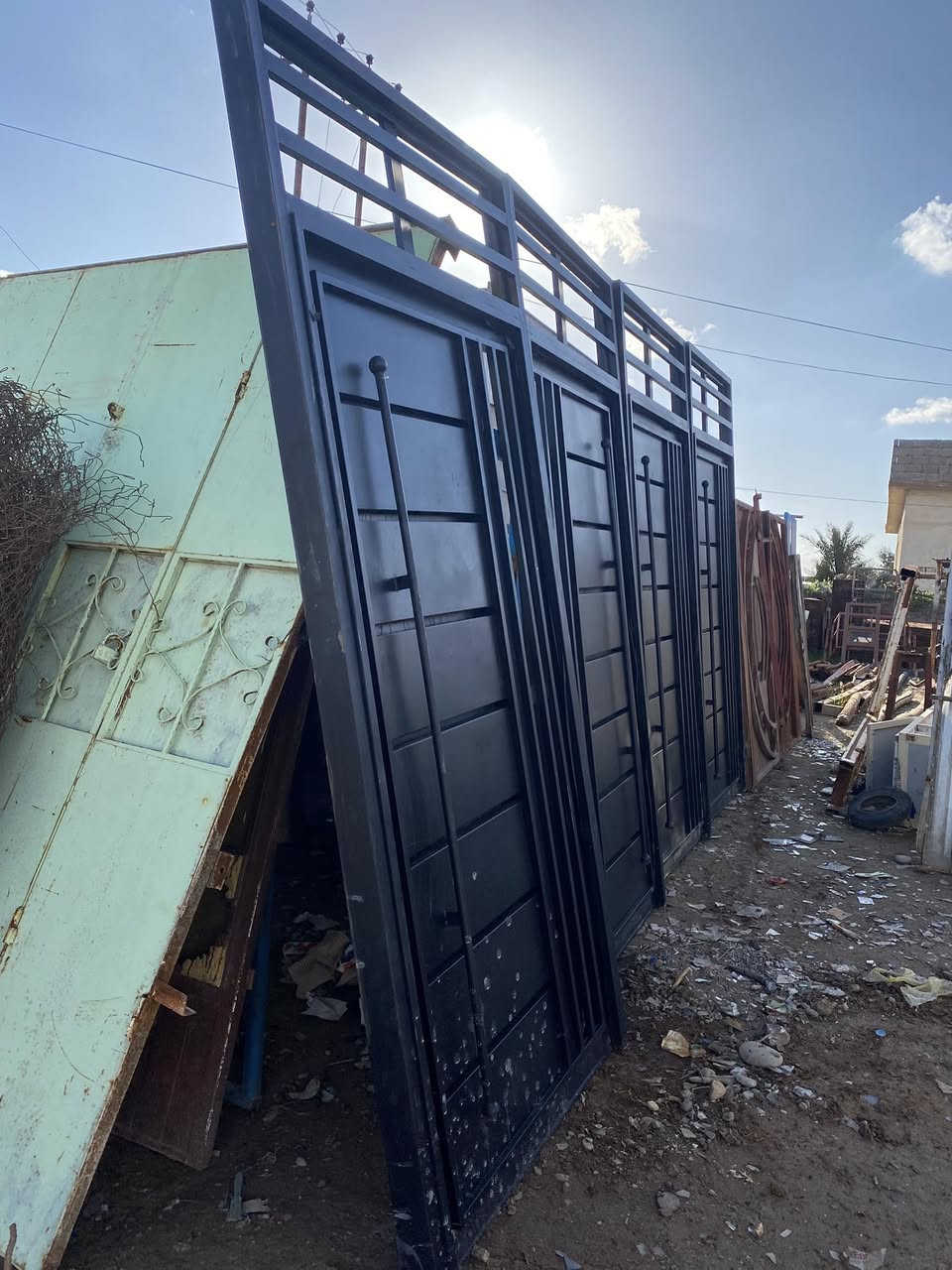 السلام عليكم   للبيع بوب جديد ومستعمل  العنوان الشرقاط ساحت شكرا للاتصال ***********
