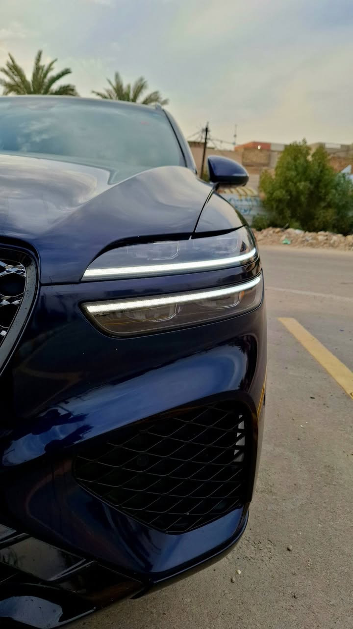 GENESIS GV70 للبيع
السلام عليكم 
للبيع
جينسس GV70 
موديل : 2024 
محرك : اربعة سلندر 2.5T 
لون : Capri Blue Metallic
العداد : 13000mi 
مواصفات : 1/1 برستيج
* دخول بصمة
* تشغيل عن بعد
* تحريك للامام - للخلف عن طريق البصمة 
* دخول ذكي
* تشغيل ذكي من خلال التعرف على بصمة اليد دون حاجة لمفاتيح السيارة
* مقاعد جلد مطعمة بكنتارة
* مقعد السائق والراكب بحركة كهربائية 
* وضعيتين خزن لمقعد السائق
* تدفئة وتبريد جميع المقاعد
* مساج مقعد السائق
* بانوراما
* اسطفاف تلقائي Auto Park
* شاشة العداد دجتل
* 6 وضعيات قيادة
* قبضة ناقل الحركة كرستال فرار
* نظام Auto hold
* كامرات محيطية 360° 
* رادار امامي وتحذير من تصادم
* رادار جانبي وتحذير نقطة عمياء
* فرملت طوارئ امامي وخلفي
* شاشة وسطية لمس تدعم جميع انظمة الرفاهية
* ماوس لتسهيل استخدام الشاشة 
* مناخ منفصل للسائق وللراكب وكذلك لركاب الصف الخلفي
* الصندوق الخلفي بحركة كهربائية
وبعد بيها مواصفات وتحكمات وتخصيصات تتفعل من خلال الشاشة 
ضرر السيارة صبغ شبرين من البنيد 
السيارة مكفولة من اي خدش او رصعة
للعلم السيارة ماشية بالعراق 1500mi فقط 
السيارة تترقم شمالي 
تحب ترقمها بيدك او توصلك مرقمة هاذا خيار المشتري 

رقم  : ***********
