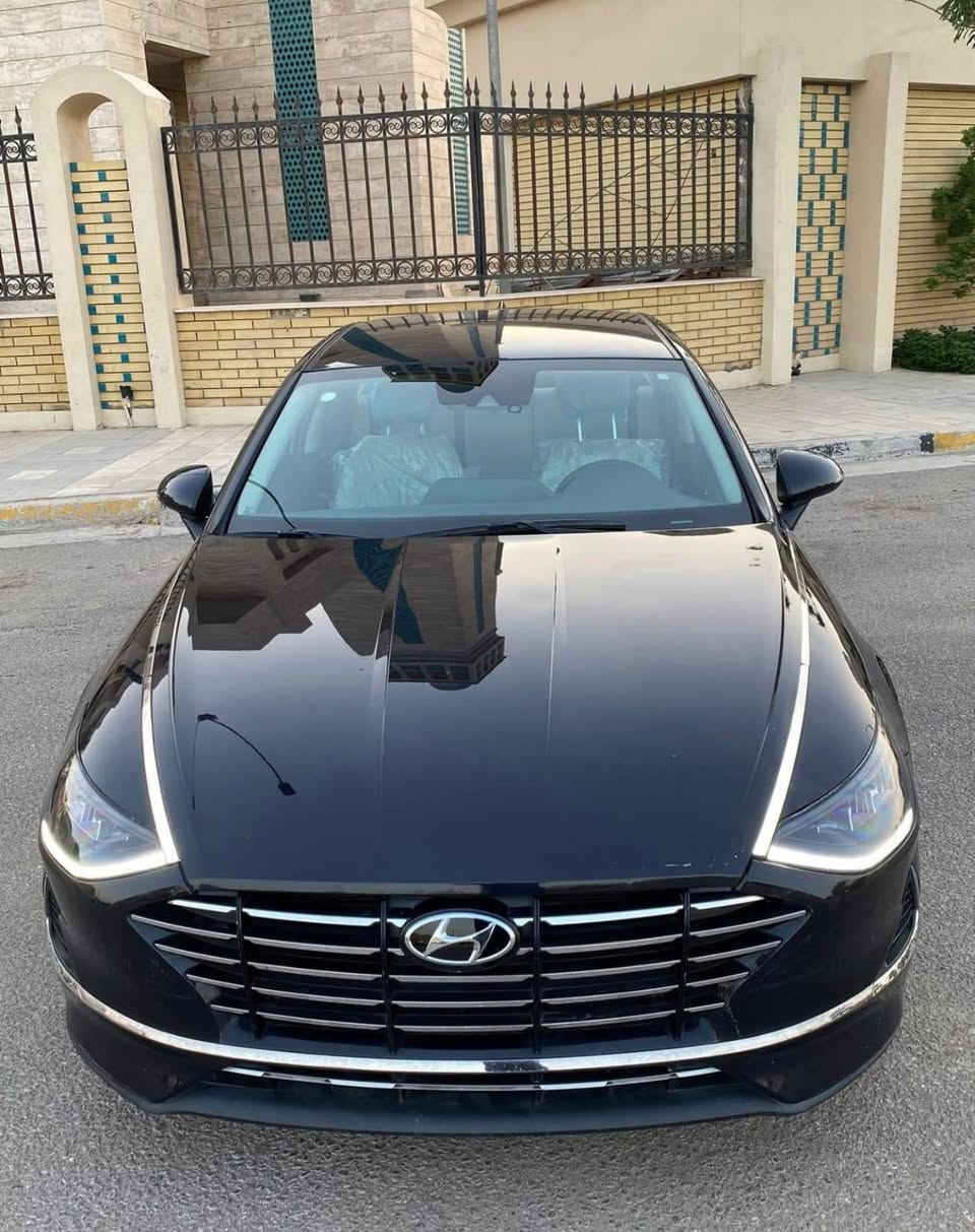 تفضل، هاي كليشة مرتبة وجاهزة للنشر:
🚘 للبيع هيونداي سوناتا هايبرد 2023 🚘
▪️ الموديل: 2023 ▪️ المحرك: 2000 سي سي هايبرد ▪️ اللون: أسود ▪️ الداخلية: أبيض ▪️ التشغيل: بصمة ▪️ رقم السيارة: كربلاء ▪️ الموقع: كربلاء
🔹 السيارة نظيفة وجاهزة للاستخدام. 🔹 الحادث: جاملغ الورة بي صبغ وا  القبق مال جنطه 
💰 السعر المطلوب: 17,000 دولار (قابل للتفاوض بالمعقول)
📞 للاستفسار والمشاهدة، التواصل على الخاص أو الاتصال. � ***********
