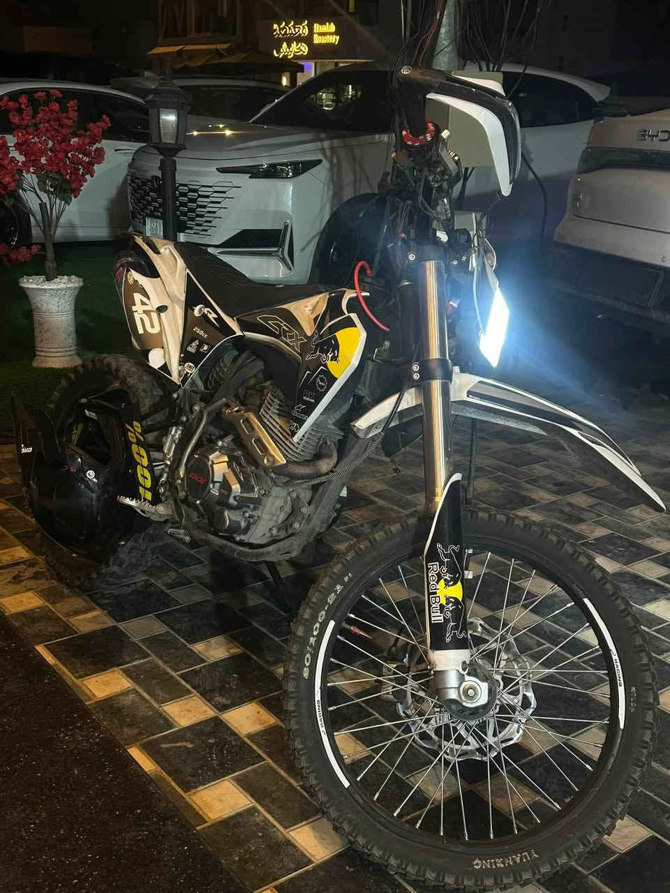 للبيع او مراوس بكاوسكي 
كفالة عامة 
موديل 2024
250cc 
عنوان بغداد
***********
