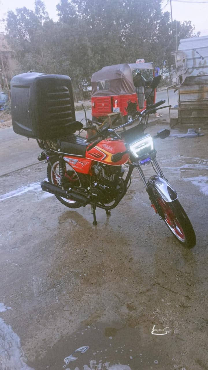 سلام عليكم دراجه سونك موديل2025 بصمه وسويج صاله 3 اشهر نازله ودهن كل 15 يوم اصلي ابدل دراجه حلوه ونضيفه بس شاشه محتركه اوراقه كامله مكينه200 رقم مبايل*********** واساب فقط /*********** اتصل
