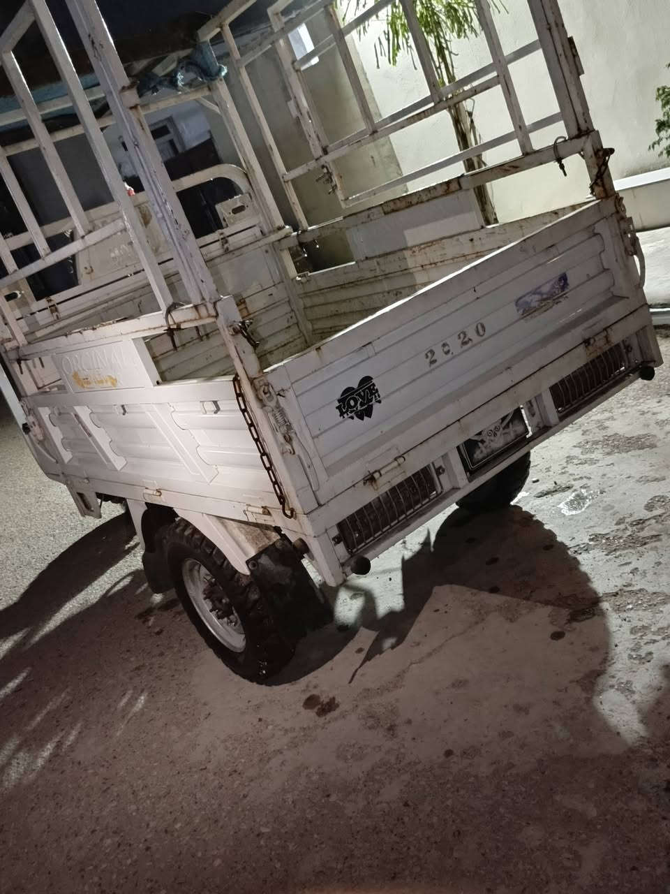 سڵاو ئەم ماتۆرەمان هەیە بۆ فرۆشتن مودیل 2023 مەکینە کاپس مەکینەی  150  کارەبایەتی مەزبۆت بێی عەیب دەبڵی شی بەشەرەتە ماتۆرەکا بێی عەیبە شوین کەرکوک رقم *********** *********** بۆ نرخ نامە بنێرە
