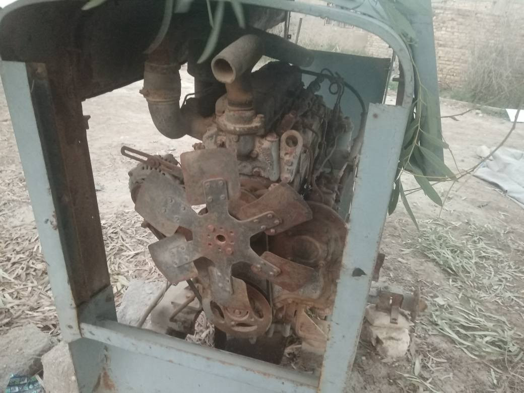 محرك بيركنك ٤بستم شغاله نكره عايزه بس راديتر السعر مليون قفل استفتار ***********
