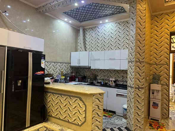 للبيع
بيت ٢٠٠م طابقين

 بناء حديث درجه اولى

يقع في حي الحسين

المربع الأول قريب على جامعة العين

سعر ٣٧٠

 مكتب التساهل…  ***********
