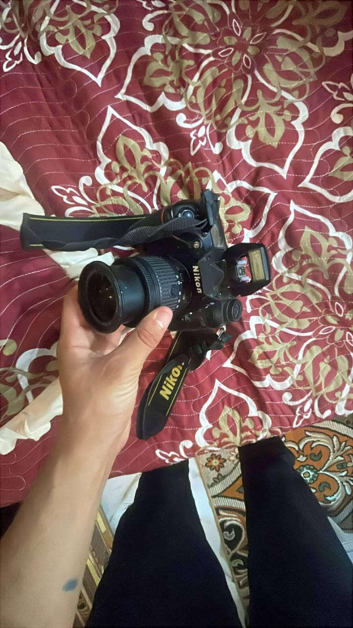 كامره نيكون 7100 وياها عدسه 18-55 بيها بس باب رام وباب بطاريه مكسورات ملحقاتها
جنطه 
رام
ناقل 
صور
بطاريه 
شاحنه
حزام سعرها جدااا مناسب ب300الف يوجد توصيل لجميع المحافظات


**إذا كنت صاحب هذا الإعلان وتريد حذفه لأي سبب، رجاءا أرسل رسالة إلى الدعم الفني**
