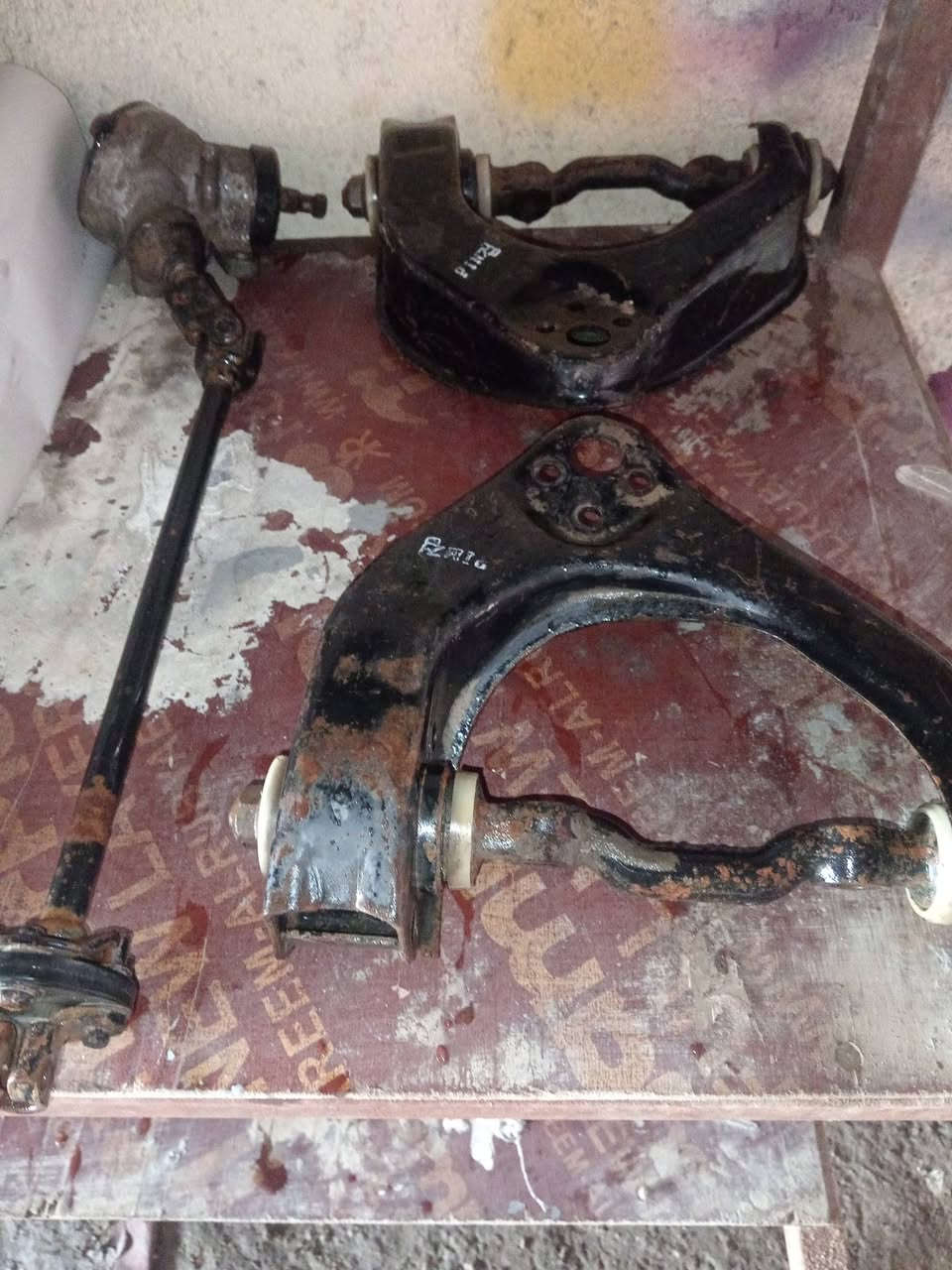 غراض جديد أو مستعمل كيه آسيا بريجو هونداي مكان الديوانيه شارع الإسكان *********** سيد حيدر
