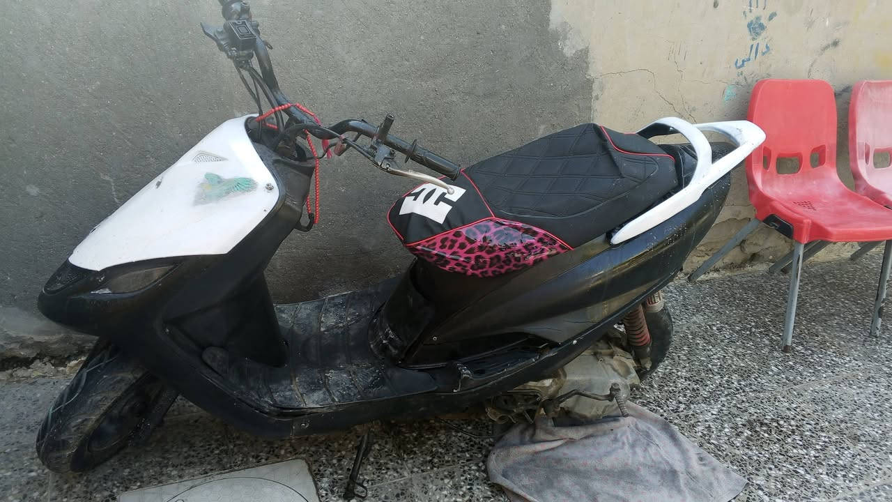 سلام عليكم دراجه نضيفه بس الكهربائيات ماتشتغل تشتغل هندر تجي شغل وتطلع  سعره 200 مكاني الطيفيه


**إذا كنت صاحب هذا الإعلان وتريد حذفه لأي سبب، رجاءا أرسل رسالة إلى الدعم الفني**