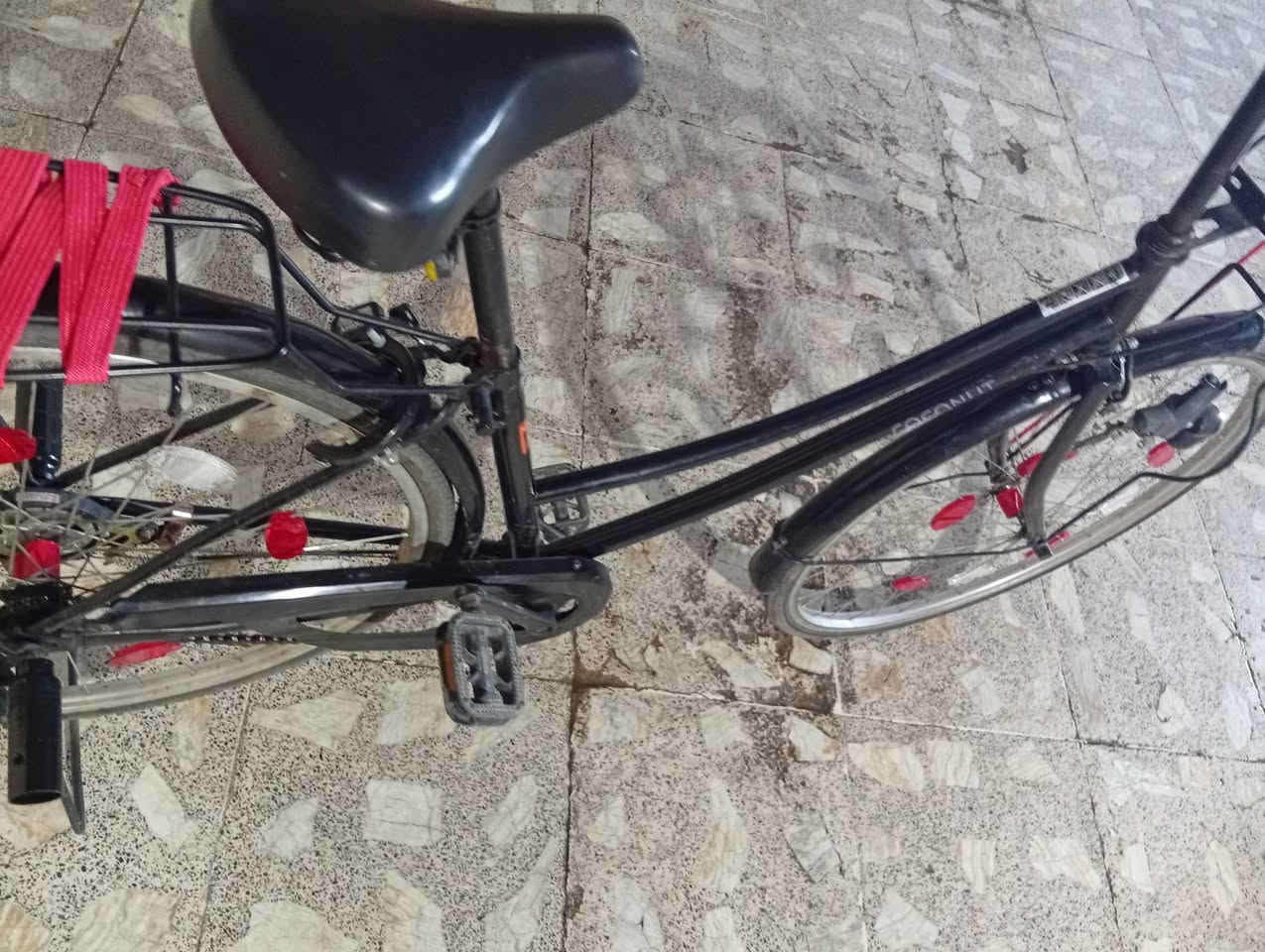 بايسكل فول نظافه حجم 27 شرط بعده شركه سعر 90بي مجال ***********
