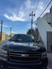 تاهو للبيع موديل 2014 ادوات  مكفوله من كصه حداديه جديده تخم تاير مكينه...