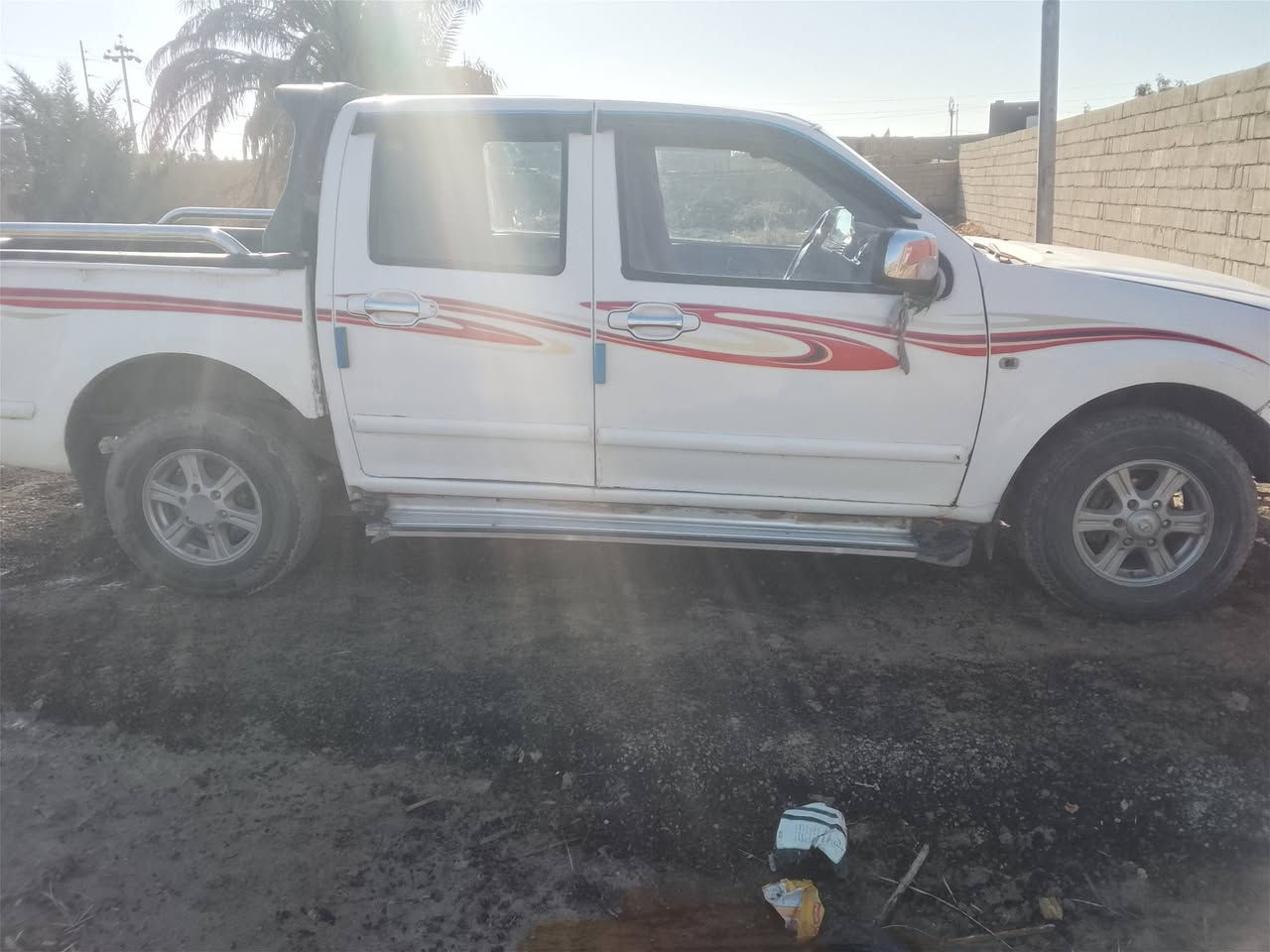 كريت ويل 2012 بيه خياس ومعمر
وسنويه ال 27 كير ومحرك مكفولات رقمه قادسيه 
وتحهد بل تحويل  تبريد شغال 
مكان سياره واسط شحميه 
*********** 
سعر 48 بيه مجال حك جيه
