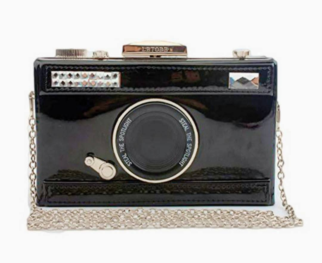 جنطة كلاتش جلدية نسائية 
#بتصميم_كاميرا  Good Night Camera


**إذا كنت صاحب هذا الإعلان وتريد حذفه لأي سبب، رجاءا أرسل رسالة إلى الدعم الفني**