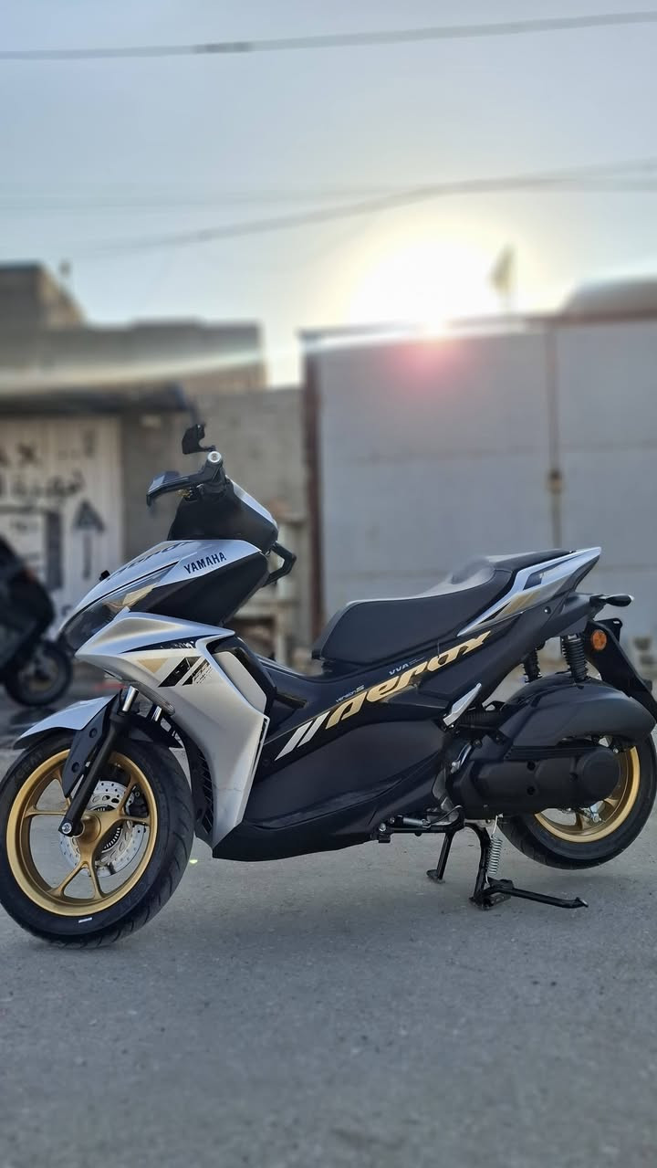 السلام عليكم شباب
للبيع دراجه ايروكس ياباني موديل 2024 
دراجه كارتون +(ABS) دهن موتل الاحمر 
سعر و الاستفسار خاص او رقم ***********
