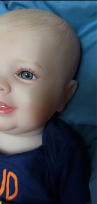 دمى سيليكون • واقعية • للولد