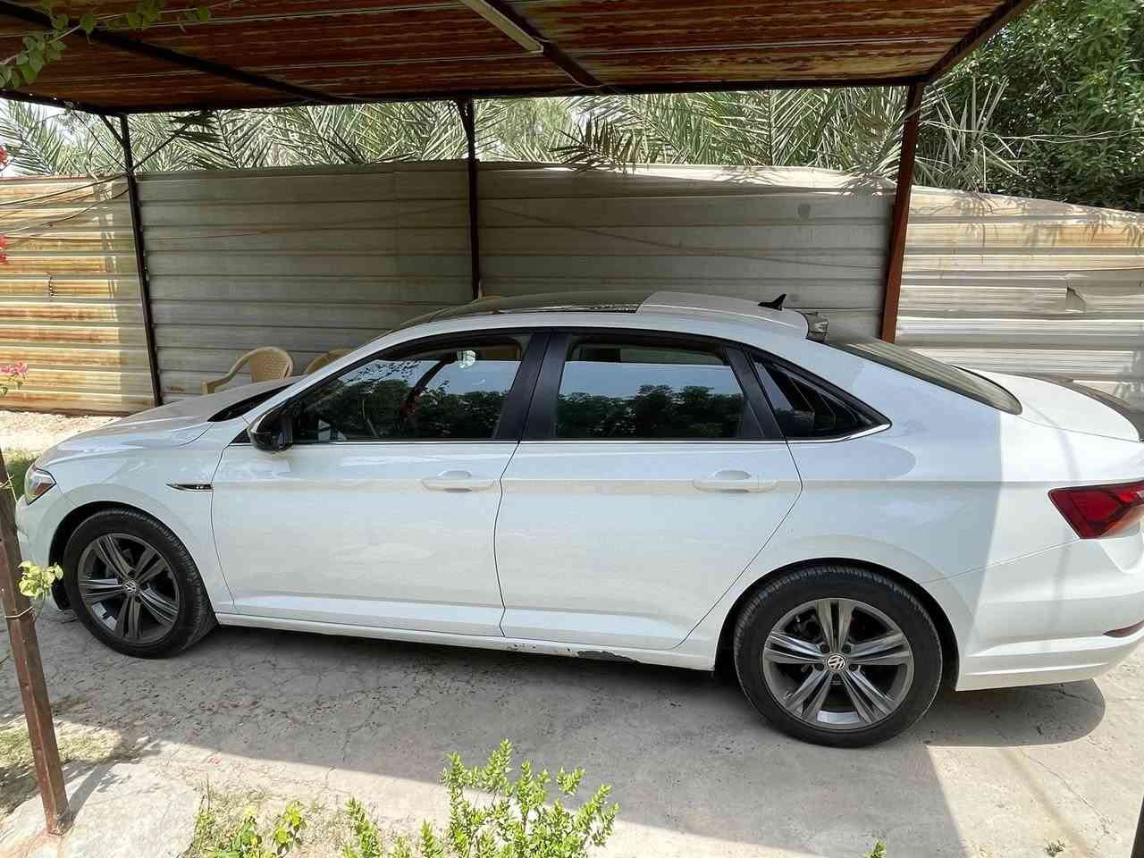 السلام عليكم✋🏻مكلف بالنشر
للبيع🚘
فولكس واكن /جيتا /Volkswagen /JETTA❤️
🛑السياره حادث صندوك ومصلح بعمان وتصليح كلش رائع اني استلمت بهلوضعيه ورقمتها بغداد 
🛑 تحويل مباشر حاضر🔰
🛑السياره كفالةكير محرك كلة بشرط✅
الموصفات
موديل (2020)✅
محرك 1400/Turbo✅
بانوراما✅
رادار امامي✅
رادار خلفي✅
رادار جانبي+نقطه عمياء✅
شاشه كار بلي+اندرويد✅
شاشه اعطال✅
كير8نمر✅
ثلاث انضمة قياده🔰 ايكوECO+منولManual+سبورتSPORTS✅
تتفئة كشنات✅
اناره LED امامي+خلفي✅
فول تحكم ستيرن✅
بصمه ابواب وصندوك+تقفيل ذاتي✅
كشنات جلد اسود قماره ابيض بلادي✅
السياره موجودة بغداد🚘
وبي مجال للطيبين❤️
رقم تلفون ☎️ 
***********
اي ستفسار اني حاظر اتصل ودلل❤️
