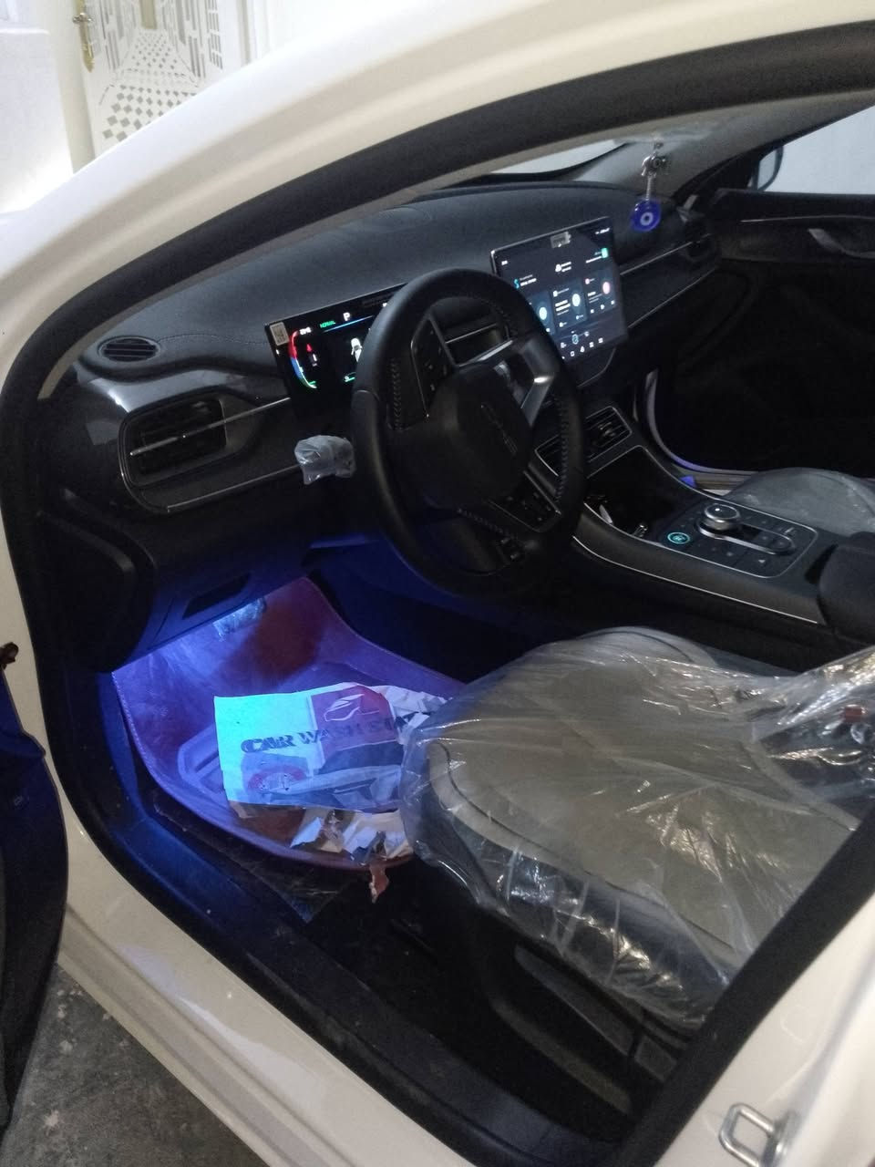 دستروي للبيع اخت الزيرو ومشيها كدامك بشاشه شاب بيها چاملك وشخط بل باب كد نص اصبع مرجع بارد وشخط كد اصبعين جوه جدر مرجع بارد وشفت البنيد كد شبر هم بارد سعرها 18و250 رقم تلفون ***********
