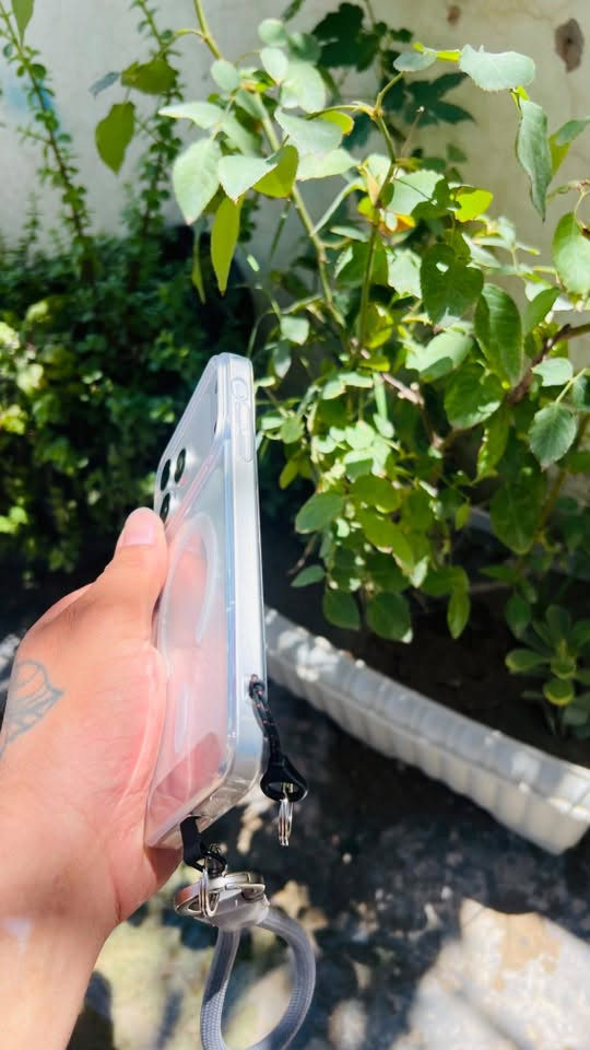 سلام عليكم شباب فون  iPhone Xs Max
محور 17برو تخزين 256/طراز MT552LL/A 

رقم التسلسلي F2LYWKG2KPHC

جهاز ما مفتوح علا أيدي فتحته وحورته بدلت بي بس بطاريه لان جانت 54وبدلته جهاز يخبل وتصويره فول جهاز جان وتر شحنته اصليه وياه لبلاديه واي ستفسار خابروني ***********
     
           مداليه اصليه وياه ((سعر ))(((35,000))
