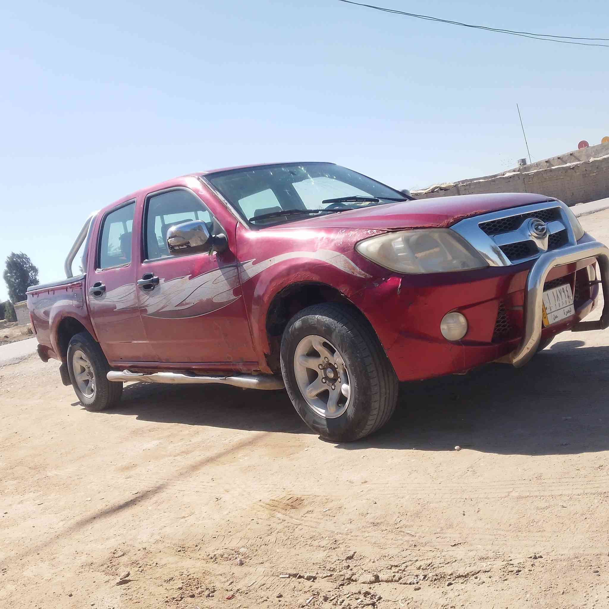 سلام عليكم كنو وجه فلاونزه 2013سعر 35وبيه مجال ناصرية قضاء الإصلاح ***********
