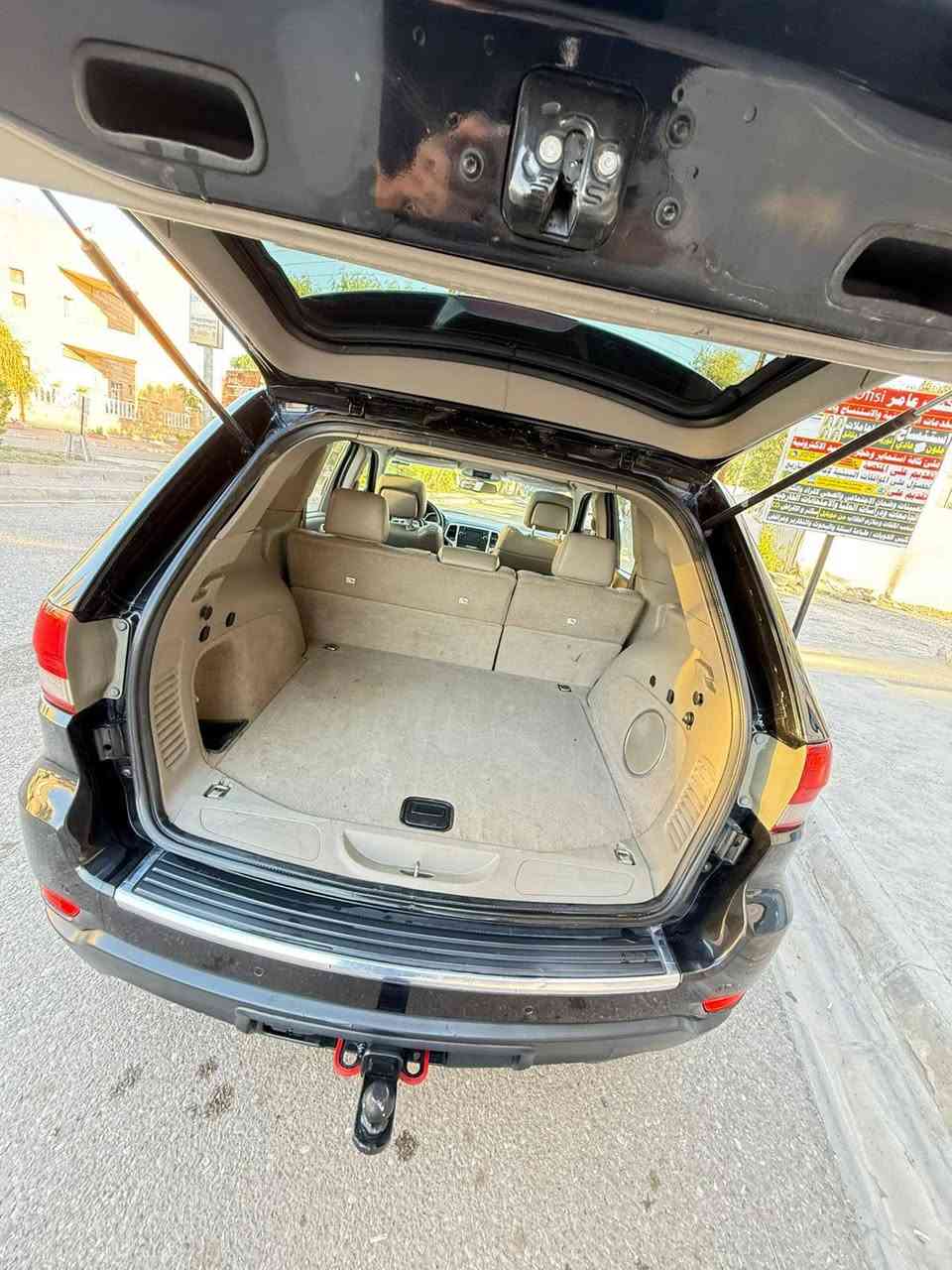 البيع جيب موديل 2011 لمتد فول فول سعر مناسب 162$ بنورما كشن جلد دمام سياره بي خشم بونيد صبغ بدون اي دواخل و بي مكان شبر كارت رقم جديد محرك 6 سلندر مكاني كركوك ***********/////***********
