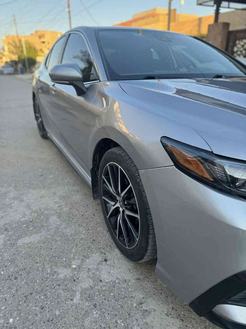 اللون ( رصاصي ) 

SE بانزين فقط 

مواصفاتها ☹️

4 سلندر 2500 بانزين

ثلاث وضعيات قيادة

شفتات ستيرن

كراسي جلد اسووود 😊

كرسي السائق والصدر كهرباء 

رادار امامي

نقطة عمياء 

تحديد مسار

شاشة كبيرة 😌

رقم الشاصي من ضمن الصور 🫣

السيارة بدون رقم ؟ بعدها كاتي ( تترقم شمالي )

سعرها 188 ورقة و بيها مجال 

مكان السيارة تكريت

***********
