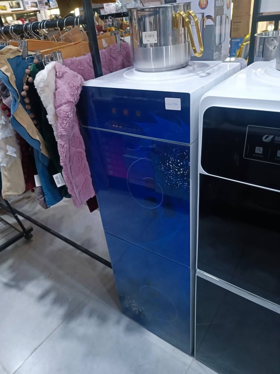 براد ماء ماركات وموديلات متنوعة 
للاستفسار مراسلة الصفحة أو الاتصال على الرقم الموضح 
توصيل داخل خانقين  ٢،٠٠٠  الف دينار 
توصيل داخل ديالى ٣،٠٠٠  الف دينار 
توصيل محافظات  ٥،٠٠٠ الف دينار 
للاستفسار مراسلة الصفحة أو الاتصال على الرقم   / ***********
العنوان / خانقين - دارة كونارة
