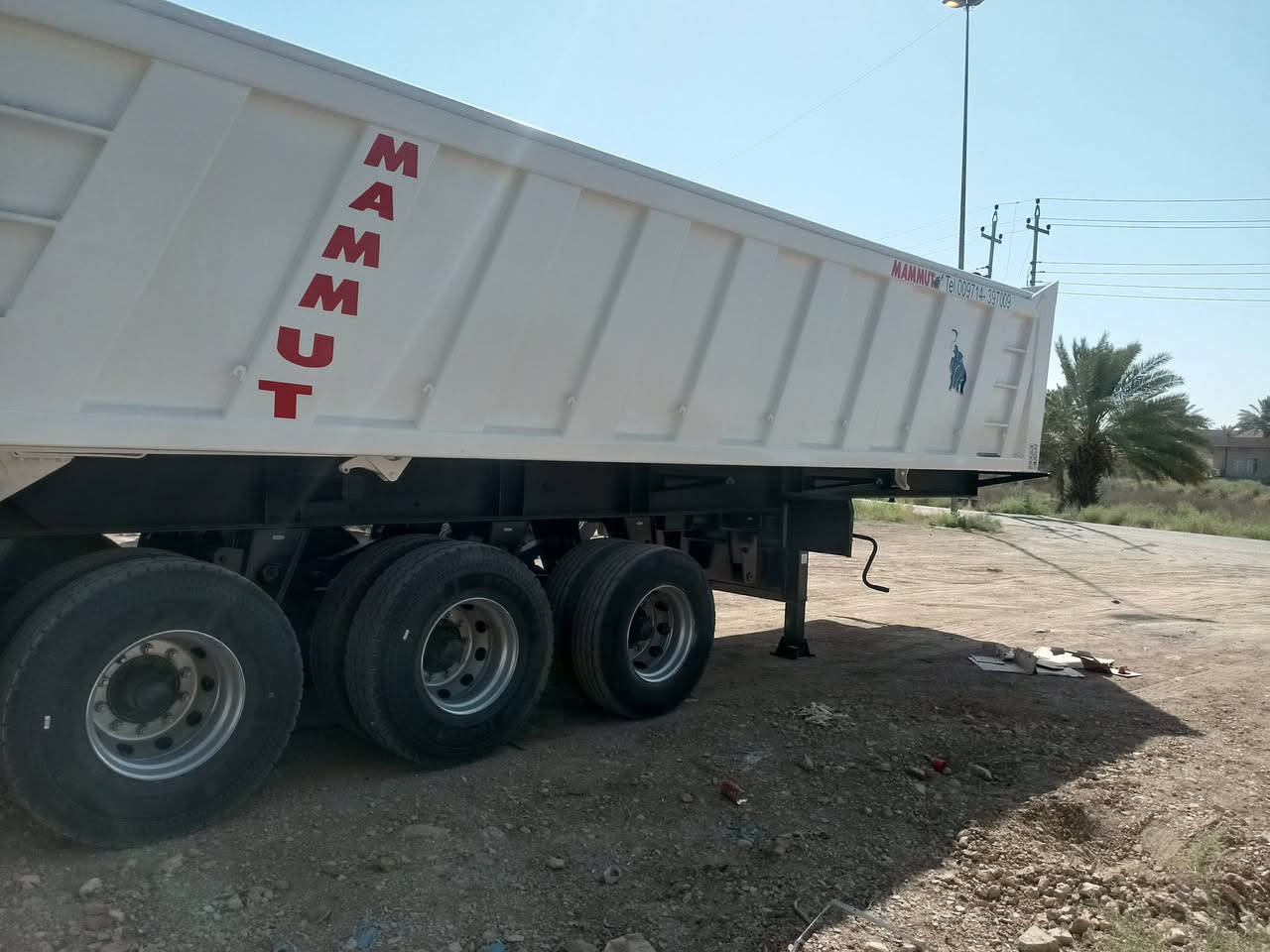 سلام عليكم للبيع عربانه ماموت 26زيرو 30 متر 4دناكير شقل صباح الجدعه مكان فلوجه تواصل ***********
