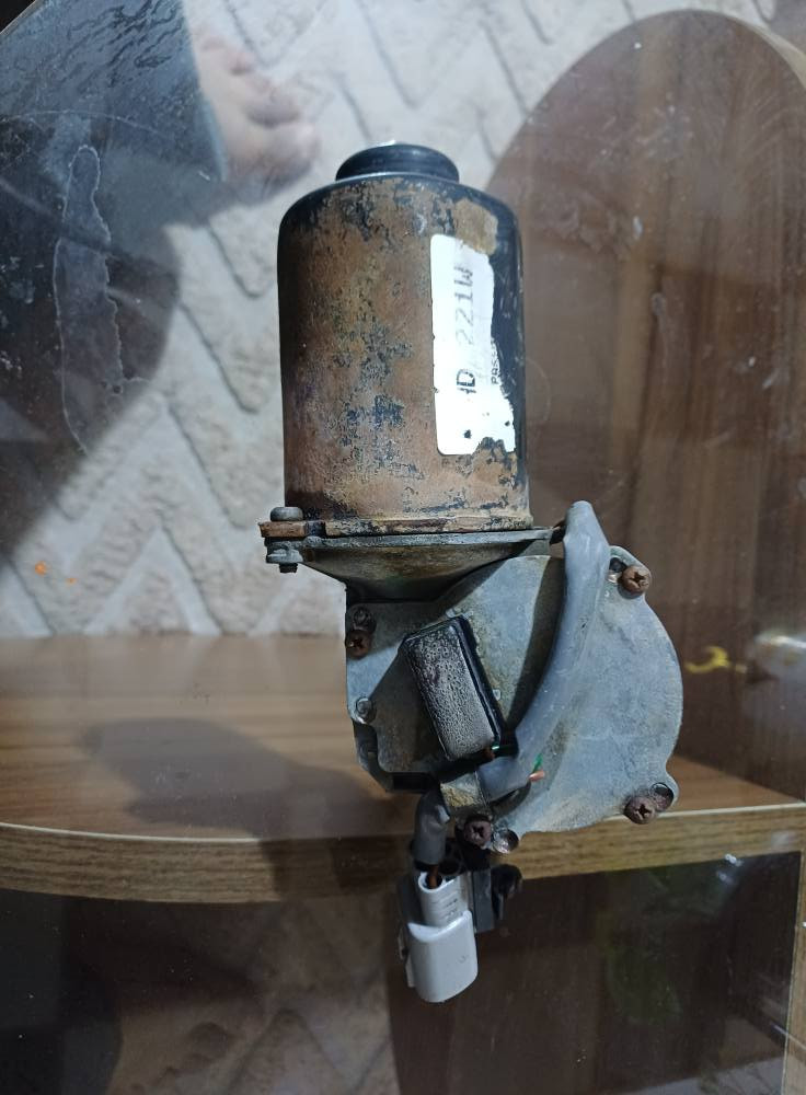 ماطور ماسحات كامري ٢٠٠٥ اصلي  مؤسسة بحالة ممتازة شرط الشغل 
*********** كربلاء, العراق
