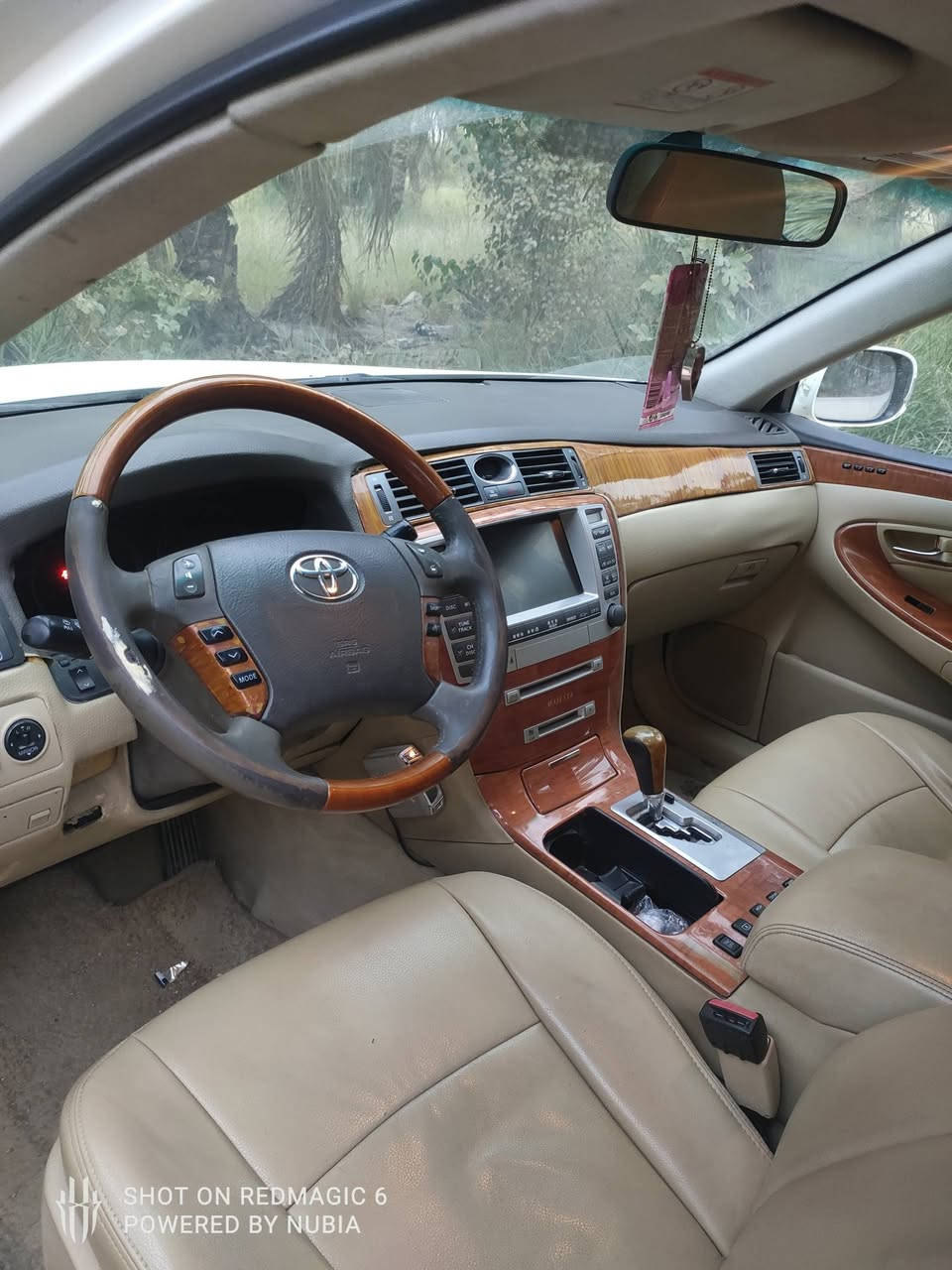 السلام عليكم ماجستا للبيع قرار 48 فول مواصفات موديل 2004مكفوله من الكصه بيه ضربه بالجاملخ الخلفي رقم نجف  بأسمي المكان نجف السعر 175وبيه مجال ***********
