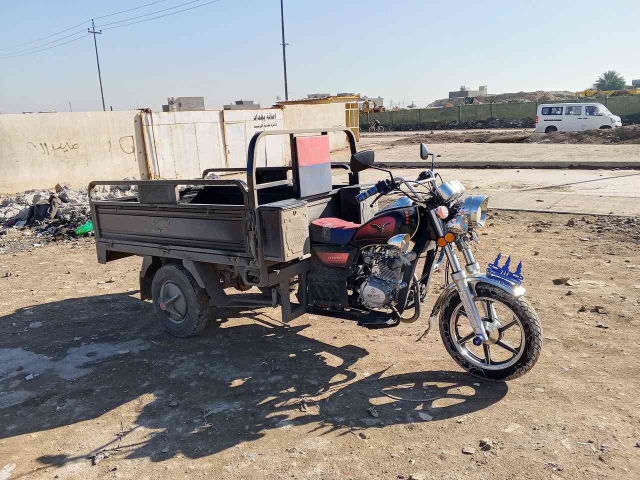 السلام عليكم ستوته موديل 2025 واحد عله واحد صار 6 اشهر طالعه ستوته بلاديه لا صبغ ولا لحيم محرك مامفتوح السعر مليونين العنوان بغداد رقم الوتساب ***********
***********
