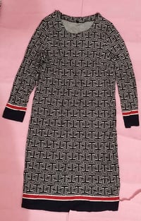 ملابس • توصيل • أي قطعة