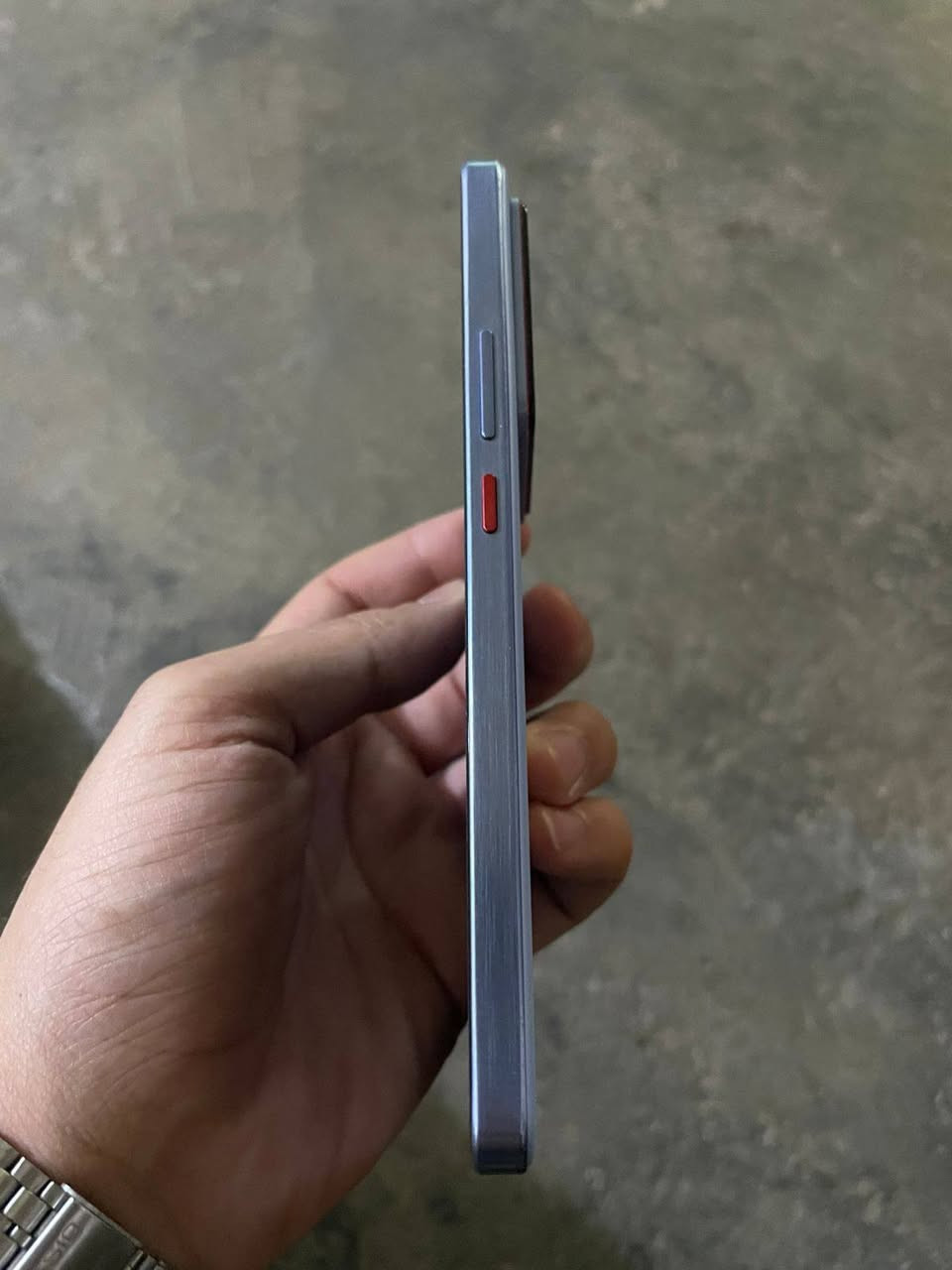 سلام عليكم
ريلمي gt7 لون سمائي نضافة 100٪ ذاكرة 512 بطارية 7000 شاحن 120w ببجي 120 فريم بدون كارتونة فقط شاحن للبيع سعر (600)الف قفل عنوان (بغداد الشعله) 

الهاتف ***********
