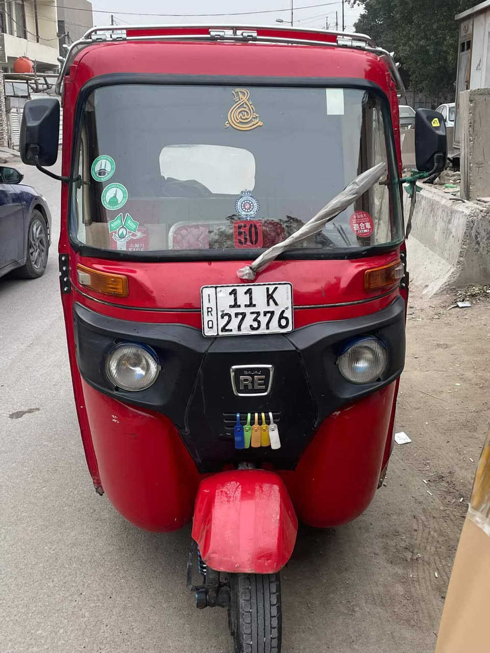 السلام عليكم شباب تكتك مديل 18 نضيفه اي نقص مابيه رقم وسنويه تحويل ثاني يوم السعر 6ونص وبيه مجال المكان بغداد العبيدي رقمي ***********
