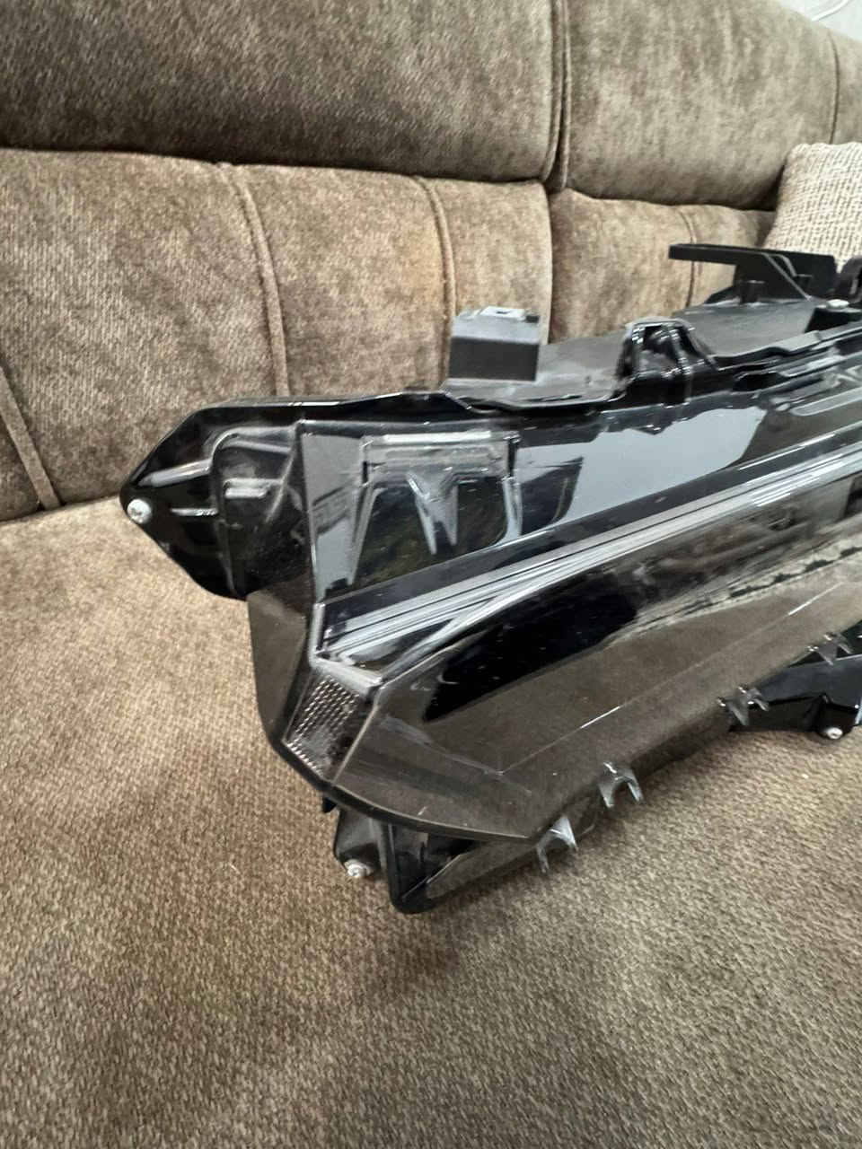 لايت تك عدسه أمريكي نضافه 100/100تفاصيا اتصل ***********
