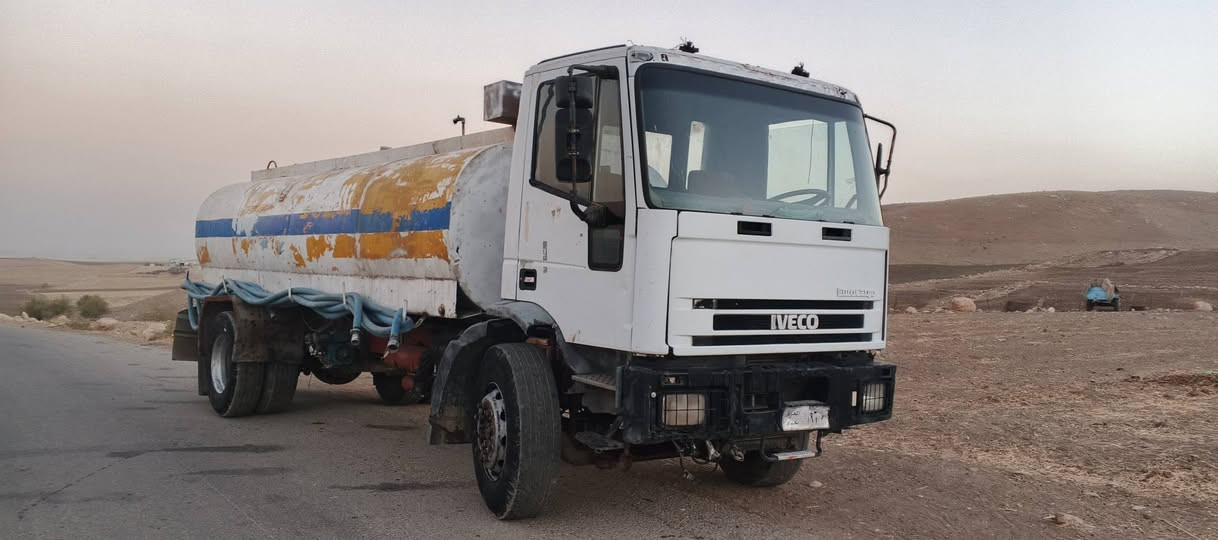 ئەڤیکۆ بۆفرۆشتن مەکینە گەورەگێڕ گەورە4بە4  مۆدیل 2002 ئەرم پلاسیک 6تەی لۆکە کشگینی بەشەرت بۆزانیاری***********ـــ ***********
