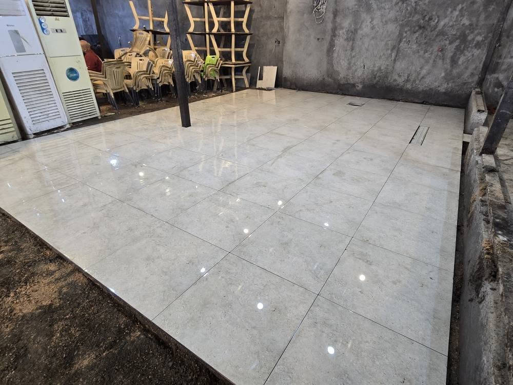 خلفه سيراميك متفرغ للعمل
نعمل سيراميك مرمر كرانيت 
بايات درج حجر قرض بورسلين 
استفسار اكثر اتصل
 *********** واتساب 
‏‪***********‬‏ واتساب 
‏‪مستعدون لكافه أعمال الترميم كربلاء, العراق
