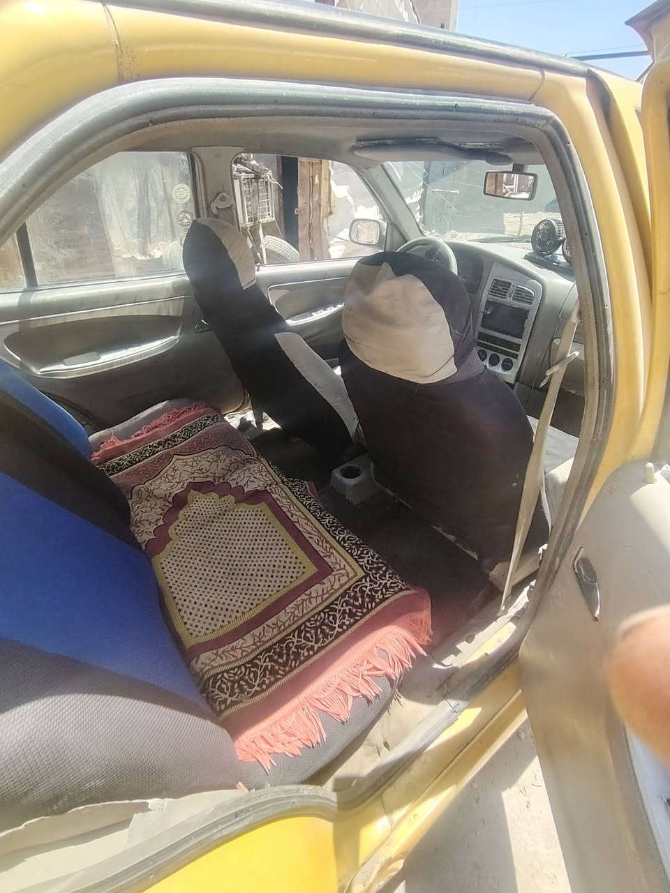 سلام عليكم شيري كوين للبيع رقم واسط مشروع وطني سياره نضيفه لليريد يشتغل يريده تسقيط العنوان شهداء سعر ١٢ وبيه مجال  البياع ***********

