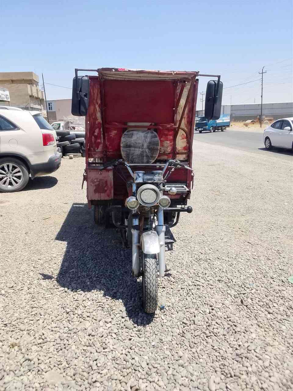 سلام عليكم ستوته للبيع نضيفه كدام العين مكفوله من مكينه وايرمنيه كلها شغاله شرط طالب عليها 750  الف وبيها مجال خاطر جيتك تواصل ***********
