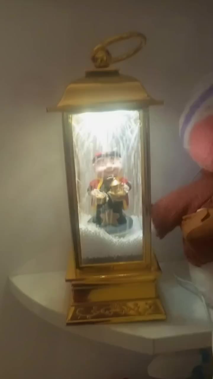 فانوس رمضان للبيع سعره 10 مكانه فلاحيه ***********
