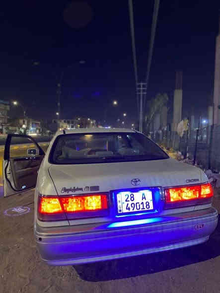 يا الله السلام عليكم
رجاء الما يعجبه السعر يندعيلنه بالرزق والتوفيق للجميع 
ملكه كراون 2001 للبيع فقط
رقم نجف تسجيل جديد  بأسمي مداور ثاني يوم 
مكفوله كفاله عامه كص وضربه وصبغ قطره صبغ مابيه
المواصفات :
4دكم فتحه فول واحد عله واحد
محرك D4الجبير
شاصي 175
تبريد خلفي قطعتين
ثلاجه
دركه صاج
سيدي جنجر 6اقراص
ترحيب أبواب
ويل نجمه
لايتات كرستال
ارايل خلفي امامي
تخم تاير وباتري جديد
حداديه جديده
السعر 195ورقه
للإتصال ***********
