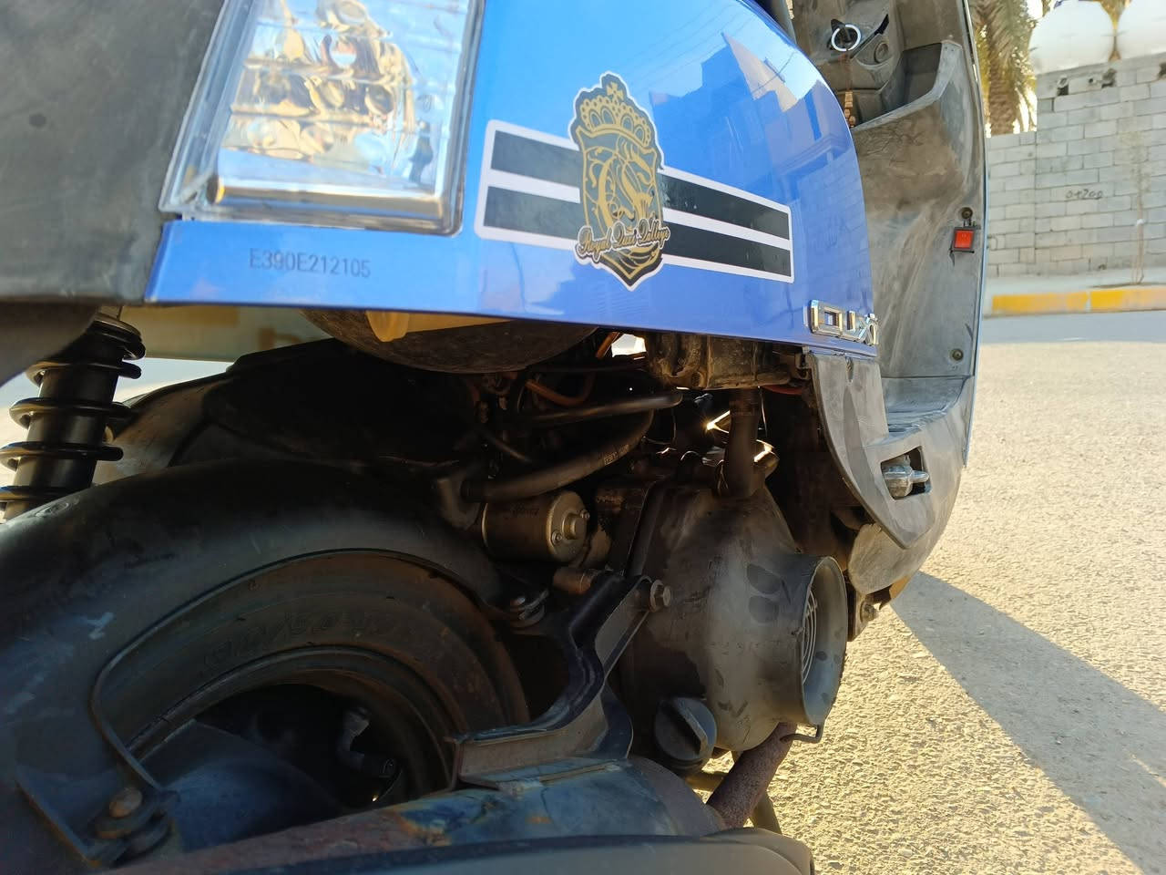 ماكس بوليسي كابريتر مكينه مكفولة ممدود عليهه اسبانه وكفرات جديدة مختمه كهربائيات كولهه مكفولة دراجة جديدة وخير من الله دبلات جدد رايدهة ب750 وبيهه مجال حك الجية مكاني ديالى الشراي يتصل ***********
